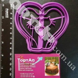 Пластикова вирубка з відбитком Котики у серці, 10см