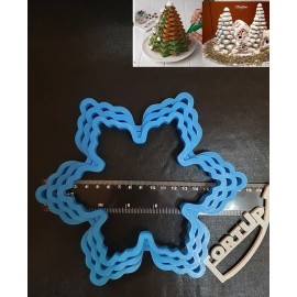 Пластикова вирубка Ялинка 3D (сніжинки) №3.  Частина 2, 3шт: 14-16-18см